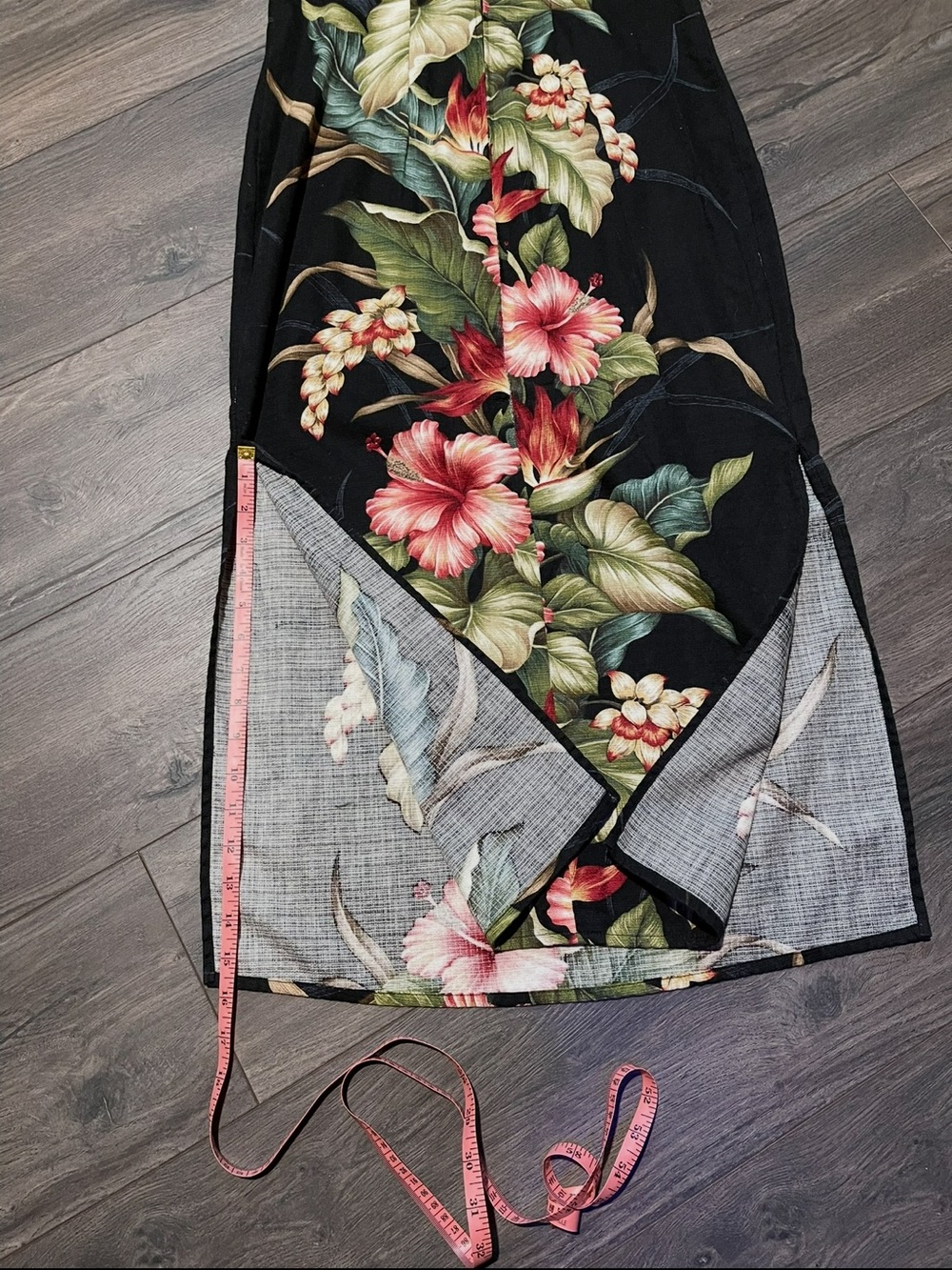 Iolani Brand Hawaiian Tropical Aloha floral Maxi Dress, Size small. - Picture 10 of 10